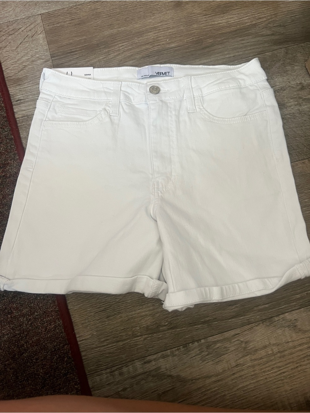 NWT Vervet White Denim Roll-Hem Women's Shorts